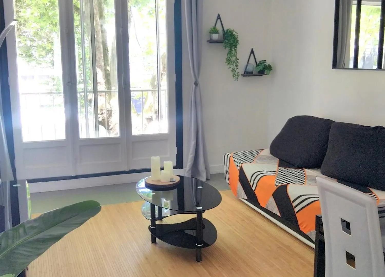 T2 Centre-Ville, Appart Avec Balcon Plein Sud, 1 Chambre, 2 Pers, Climatisation, Wifi, Parking Libre Et Gratuit Fransa