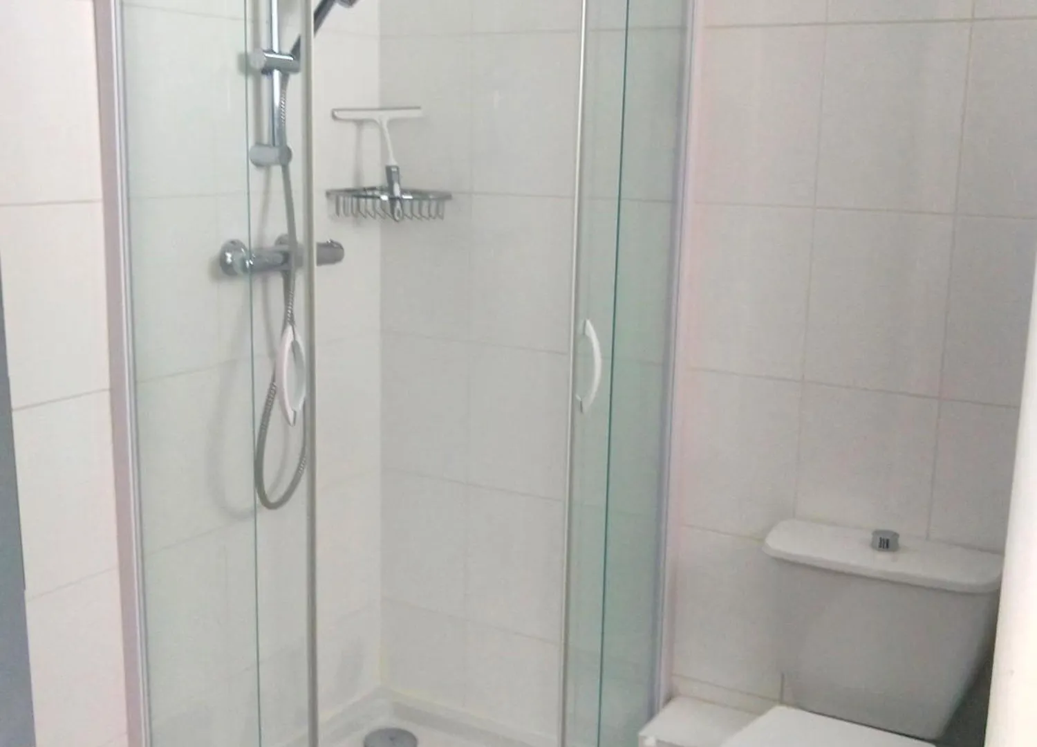 Daire T2 Centre-Ville, Appart Avec Balcon Plein Sud, 1 Chambre, 2 Pers, Climatisation, Wifi, Parking Libre Et Gratuit