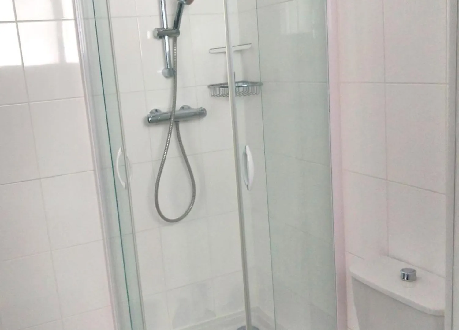 T2 Centre-Ville, Appart Avec Balcon Plein Sud, 1 Chambre, 2 Pers, Climatisation, Wifi, Parking Libre Et Gratuit