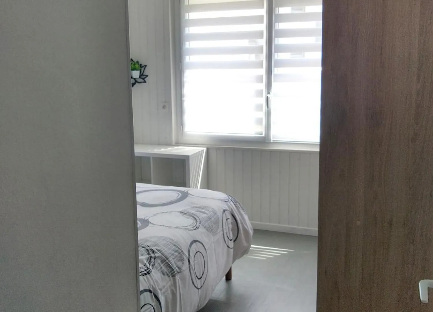 T2 Centre-Ville, Appart Avec Balcon Plein Sud, 1 Chambre, 2 Pers, Climatisation, Wifi, Parking Libre Et Gratuit Daire Lorient